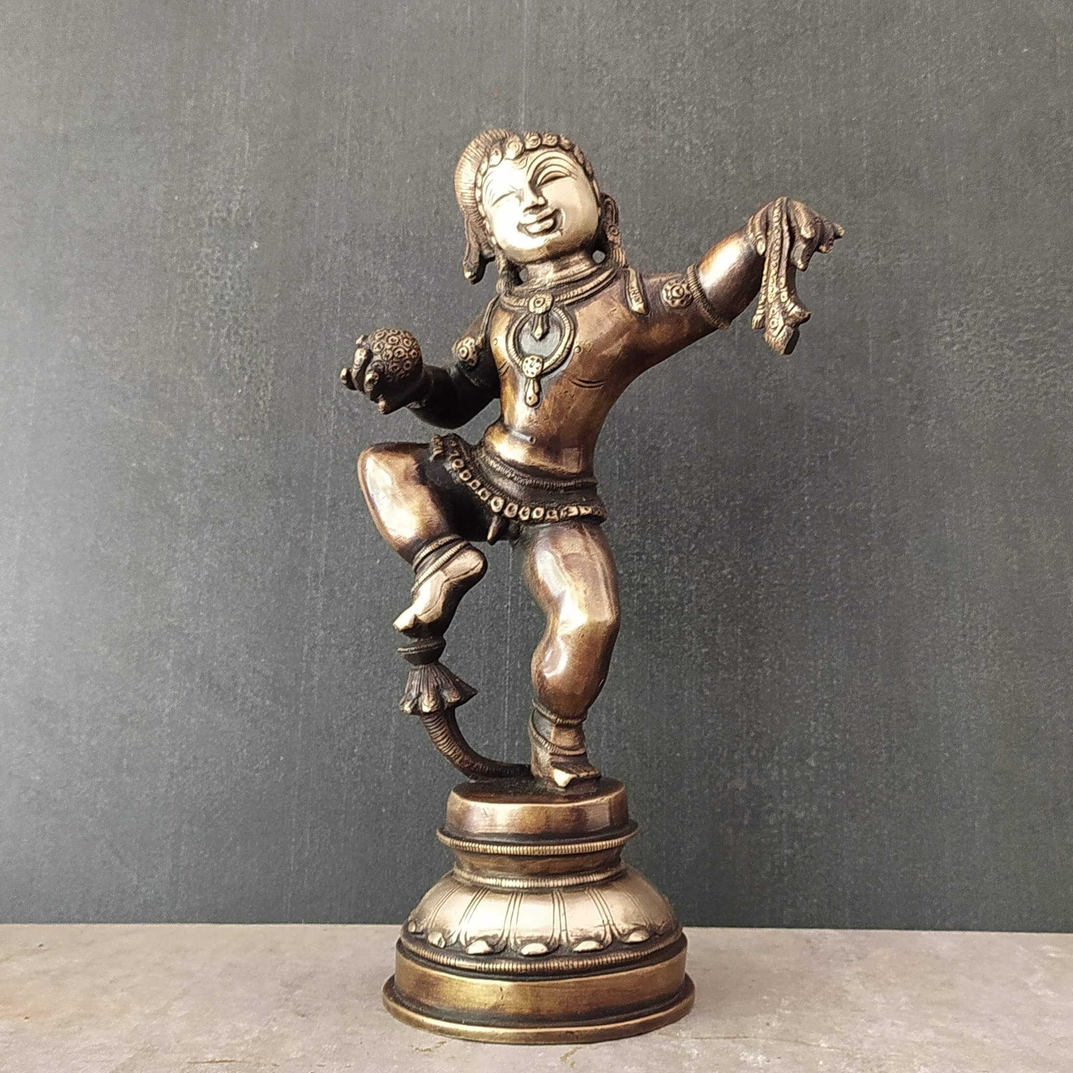 Bala Krishna dancing in 1050.