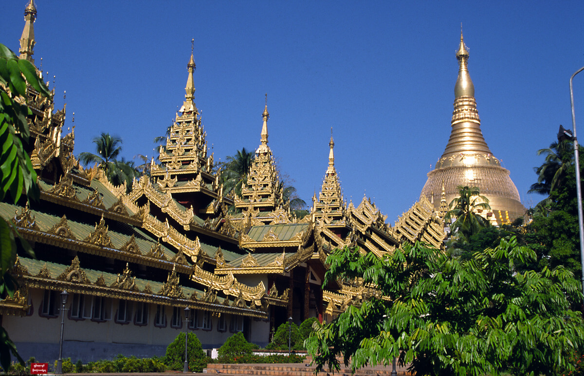 shwedagon pagoda